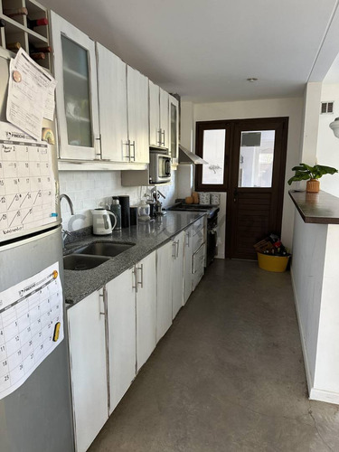 Casa En Venta En 473 Esquina 135, City Bell, De Tres Dormitorios