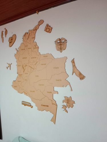 Imagen 4 de 5 de Mapa De Colombia 1 Mt De Altura, Mdf De 2,5mm