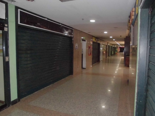 Imagen 14 de 14 de Alquilo Amplio Local En C. C. Vista Place. Nivel Feria.