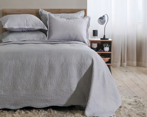 Colcha Sultan Realce Premium Dupla Face Casal Serve Cama Box