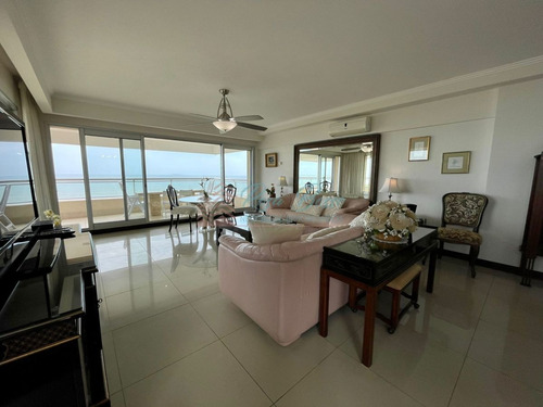 Imagen 3 de 13 de Apartamento En Torre Lobos Punta Del Este Tres Dormitorios En Suite