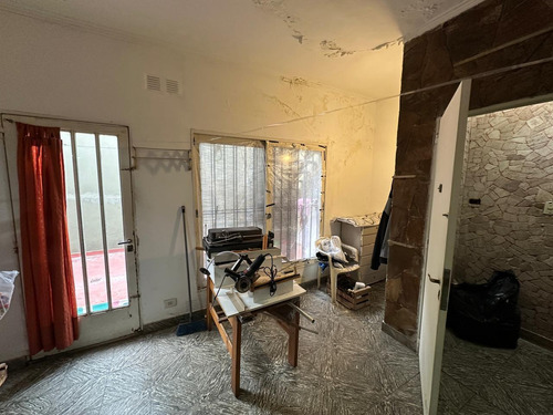 Venta Casa A Reciclar En Planta Alta Rosario - Echesortu