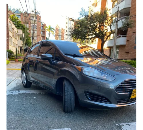 Ford Fiesta 1.6 Hatchback