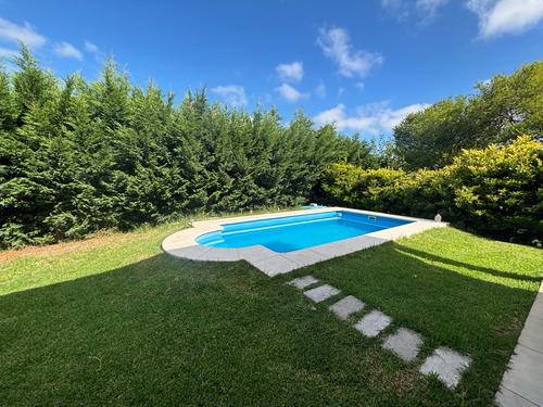 Casa En Alquiler Y Venta En San Alfonso Pilar Del Este | Vco Propiedades