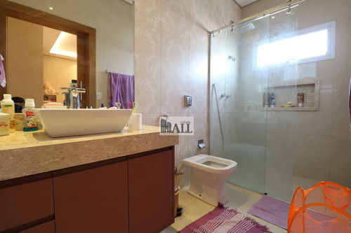 Casa À Venda Condomínio Village Damha Ii Com 3 Quartos, 4 Vagas - V8112