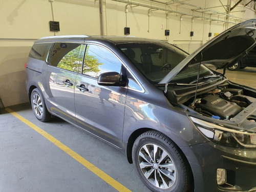 Kia Carnival Premium 3 Años Gtia 11 Asientos Iva 10.5