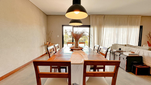 Casa En Venta En Arenas Del Sur, Mar Del Plata.