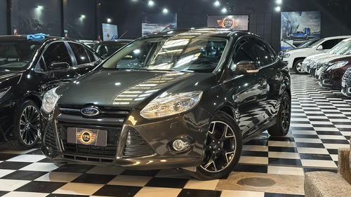 Ford Focus III 2.0 Sedan Titanium At6