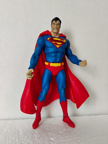 Superman #1000 Dc Comics Multiverse Mcfarlane Omniconsumer (Usado)