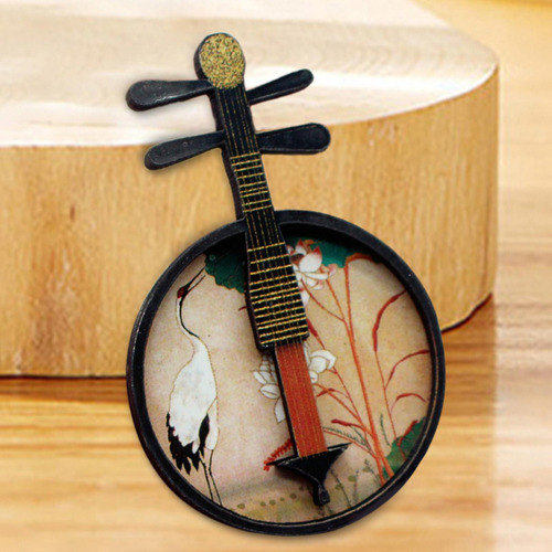 Casa De Muñecas En Miniatura Con Instrumento Musical Yueqin