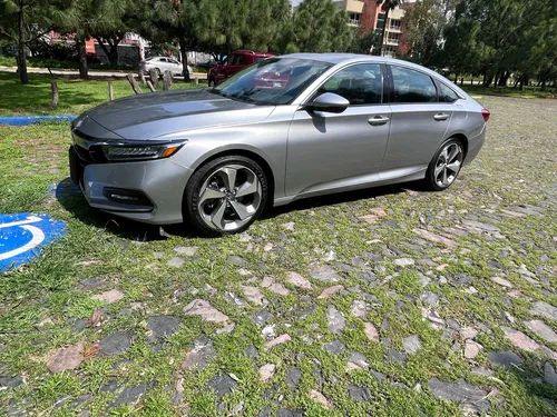 Honda Accord 2.0 Touring At