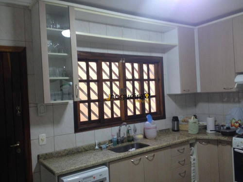 Imagem 10 de 16 de Excelente Sobrado De 127m² À Venda No Jardim Umuarama - São Paulo/sp. Com 3 Dormitórios 1 Suíte 2 Vagas De Garagem. Por R$ 750.000,00. - So0305