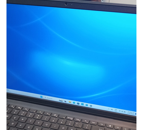 Laptop Dell Vostro 3530 Core I7 Ram 16gb Ssd 512gb W11p (Usado)