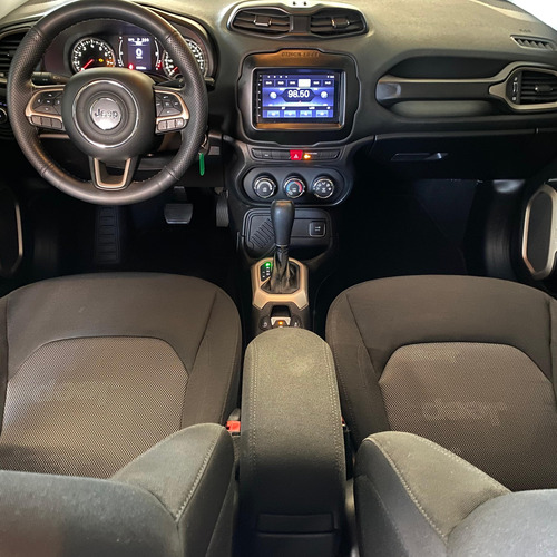 Jeep Renegade 1.8 Flex Aut. 5p
