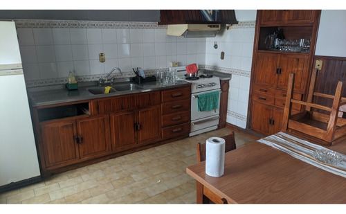 Casa Antigua A Reciclar Con Gran Lote