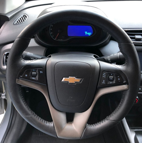 Imagem 8 de 8 de Chevrolet Onix Ltz 2016 Automatico