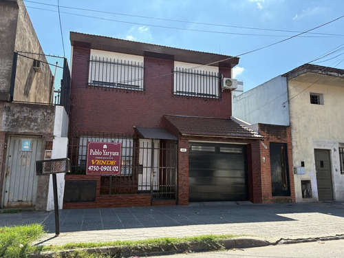 Casa En Venta En Caseros