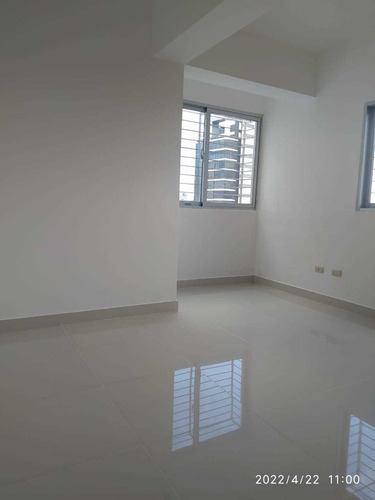 Imagen 9 de 13 de Apartamento Tipo Penthouse Con Terraza Privada