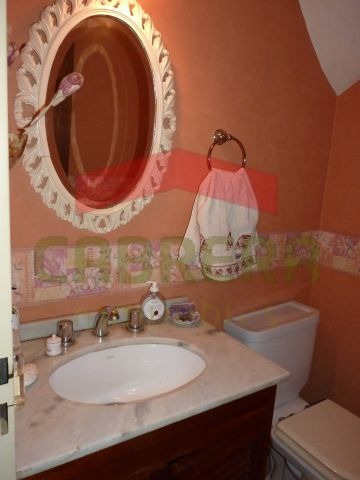 Venta. Duplex De 5 Ambientes En Olivos Con Cochera
