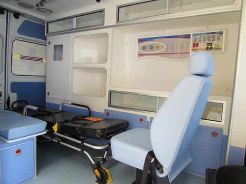 Imagem 4 de 14 de Renault Master Ambulância L2h2