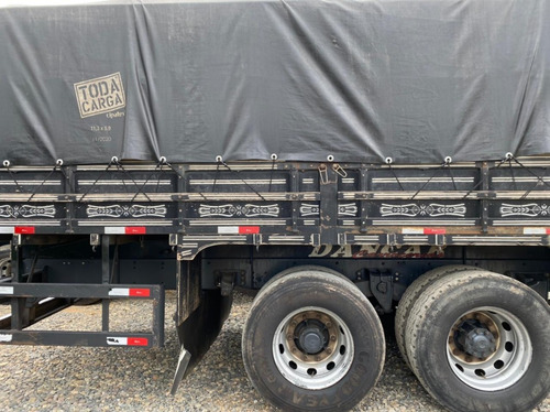 Imagem 7 de 10 de Iveco Tector