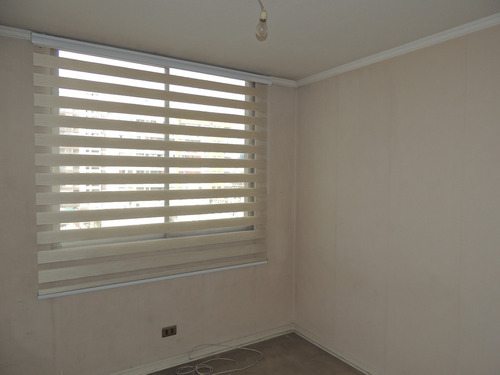 Arriendo Dpto. Catedral 1582. Excelente Ubicacion Metro