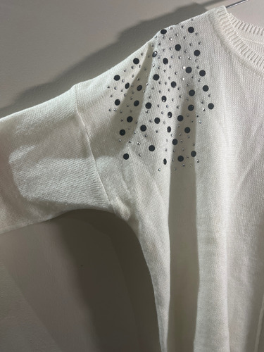 Pullover Sweater Talle M Color Hueso (Usado)