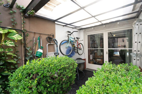 Venta Casa C/ Pileta, Jardin En Lomas Del Mirador