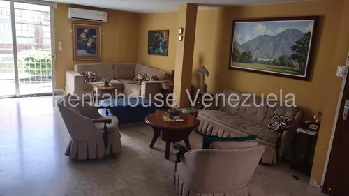 En Venta Casa En El Marqués. Mb