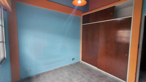 Imagen 15 de 24 de Ph -duplex 3 Amb. En Lanús Oeste Con Patio,terraza Y Cochera-ideal Inversor Se Encuentra Rentado