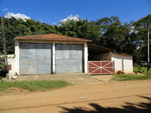 Imagem 1 de 3 de Galpão Industrial À Venda Em Itatiba - Ga0007. - Ga0179