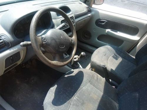 Renault Clio 1.5 Authent. Aa 2003