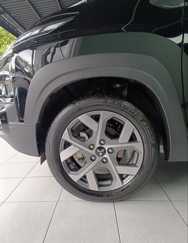 Mitsubishi Xpander Cross