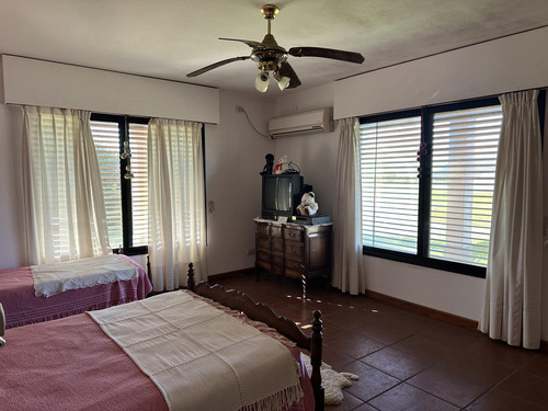 Casa En Pueblo General Belgrano