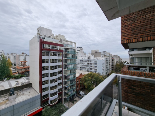 Un Dormitorio, Piso Alto, Muy Soleado