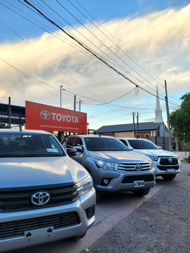 Imagen 11 de 15 de Toyota Hilux 2011 3.0 I Srv Cab Doble At 4x4 Cuero