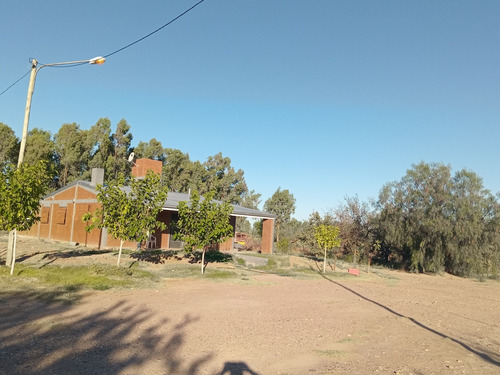 Casa Nueva De 165 Mt2 Con Importante Terreno De 4448 Metros