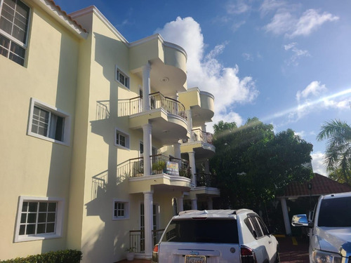 For Sale Apartamento En Bavaro Al Lado Plaza Bavaro City Center Segundo Nivel De 2 Habitaciones Rentado Para Inversion En 700 Usd