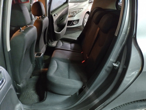 Peugeot 308 1.6 Active 2014