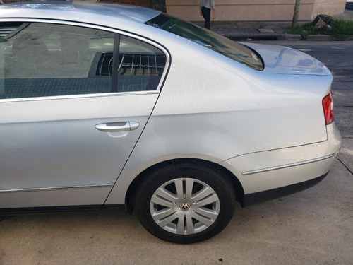 Volkswagen Passat 2.0t Fsi Luxury