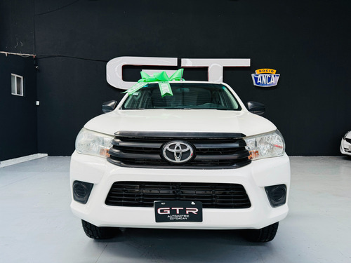 Toyota Hilux 2.8 Tdi Cabina Doble Mt