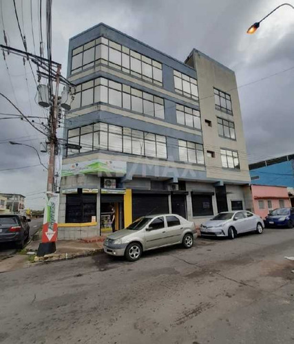 Imagen 4 de 7 de Oficina Av. Rivas Maturin