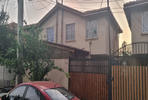 Venta Casa 3 Hab + 2 Bañ + Est. Metro Lo Cruzat, Quilicura.