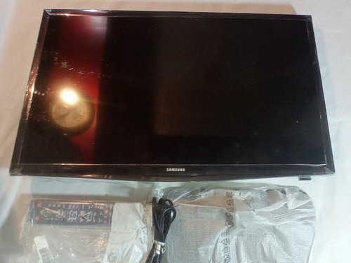 Imagen 2 de 9 de Smart Tv Wifi Samsung 28 Un28h4500 Nuevo Pantalla Partida