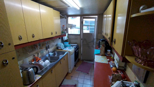 Casa Comercial Frente Plaza | Av Sebastian Piñera, Manquehue