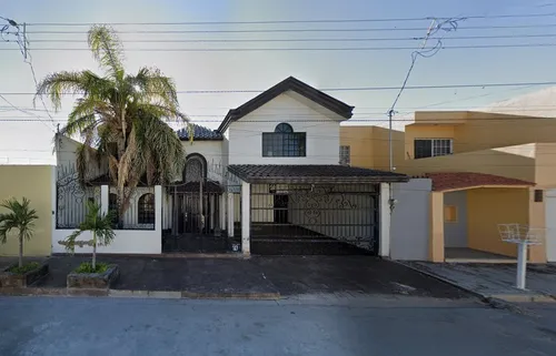 Bonita Propiedad En Venta En Villa Jardin, Lerdo, Durango