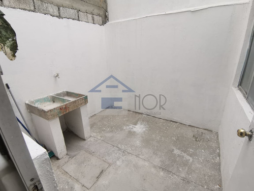 502 Excelente Oportunidad De Inversion!!! Casa Sola Por Debajo De Su Valor Real