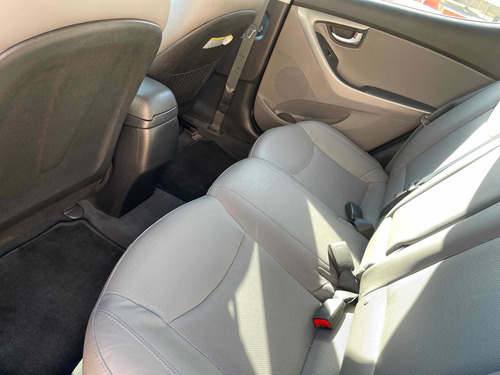 Hyundai Elantra 2.0 Limited Tech Navi At 2016