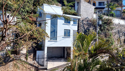 Venta Casa En Nueva En Lomas Tetela - V292