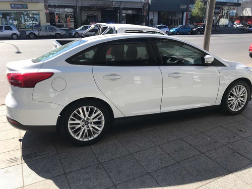 Imagen 2 de 9 de Ford Focus Iii 2015 2.0 Sedan Se Plus At6